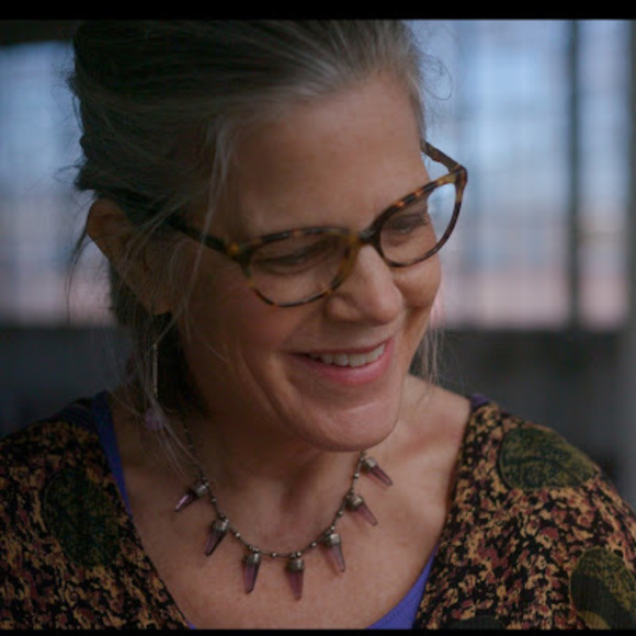 Meet your Posher, Lauren - Picture 1 of 1